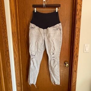 Old Navy O.G. Straight Distressed Maternity Jeans